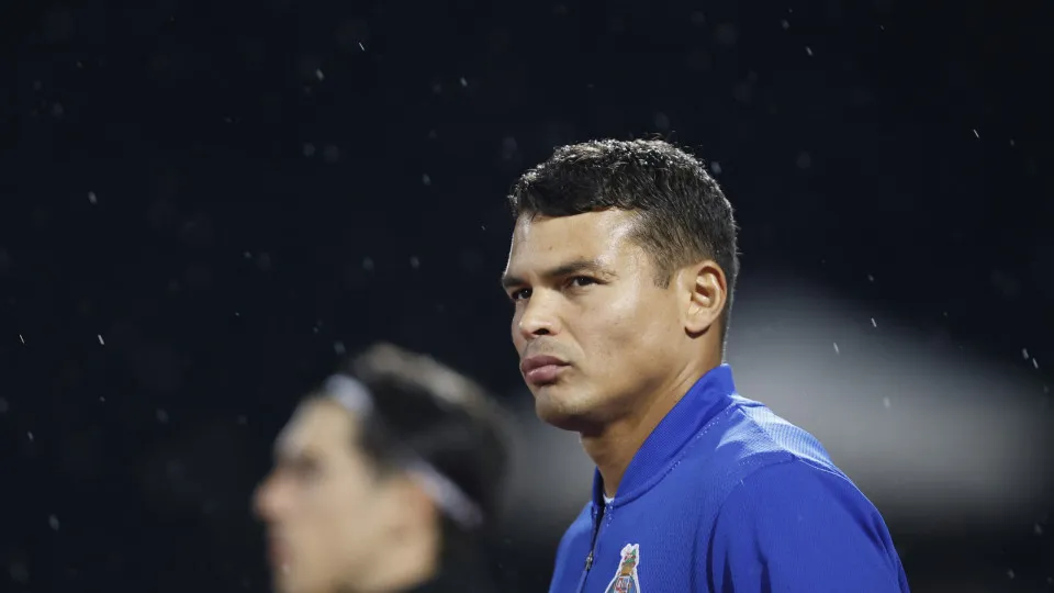 Entre Benfica, Sporting e Farioli: Thiago Silva revela bastidores